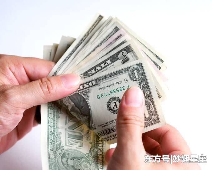 6月下旬财运大爆发,3生肖就算白手起家,也能蛟