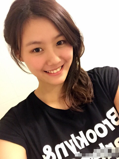 刘湘微博自拍照（资料图）