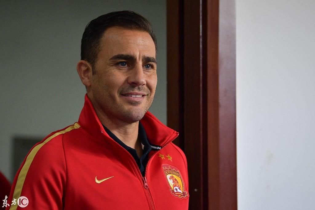 广州恒大主教练卡纳瓦罗,您认为在五年内,他能