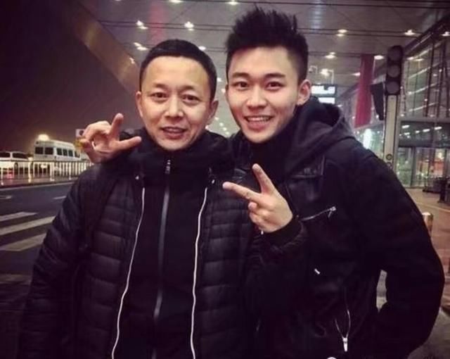 刘奕君儿子也从影了,帅气不输父亲,与关晓彤是