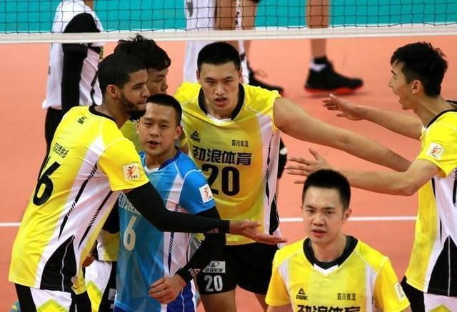 2018亚洲男排俱乐部锦标赛,上海北京弃权由四