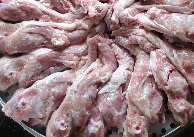 怎么联系当地鸡传承百年的山东名吃!【东坡灶烤鸡架】皮香肉嫩,丝丝入味!_北京时间_新闻资讯_第10张_活检穿刺产品网 怎么联系当地鸡传承百年的山东名吃!【东坡灶烤鸡架】皮香肉嫩,丝丝入味!_北京时间_https://www.jmylbn.com_新闻资讯_第10张