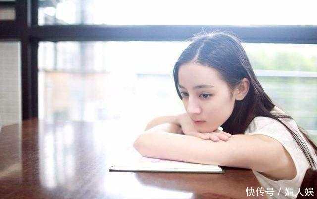 迪丽热巴曝潜规则! 吴京: 不要被娱乐圈的水玷