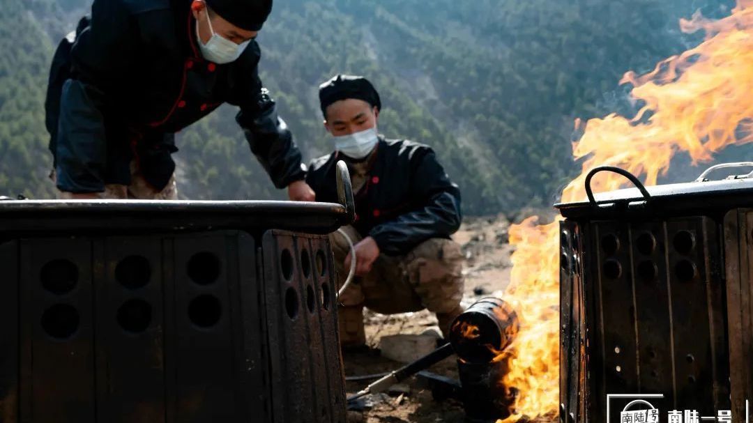 围观 |野战炊事员比武考核,感受兵哥的“别样”厨房 围观 |野战炊事员比武考核,感受兵哥的“别样”厨房