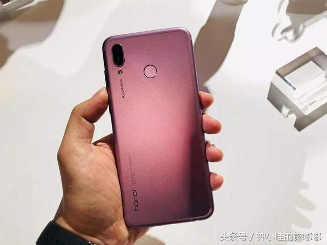 适合男生的五款千元机,全效吃鸡不发热,性能强