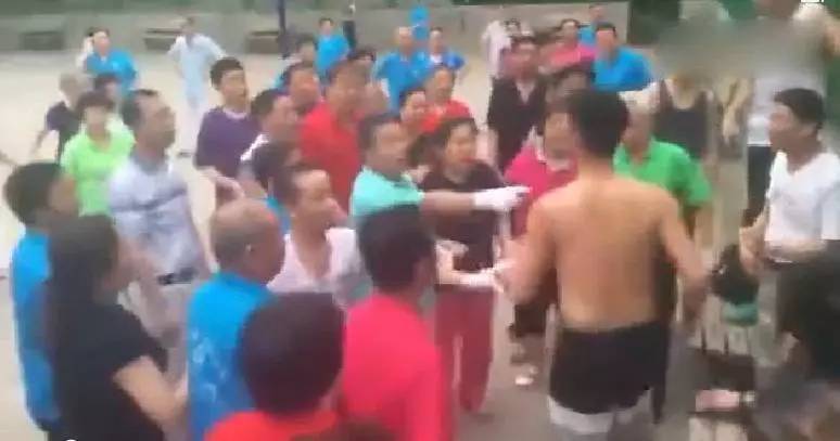 现实不完美，不是无德老人的挡箭牌