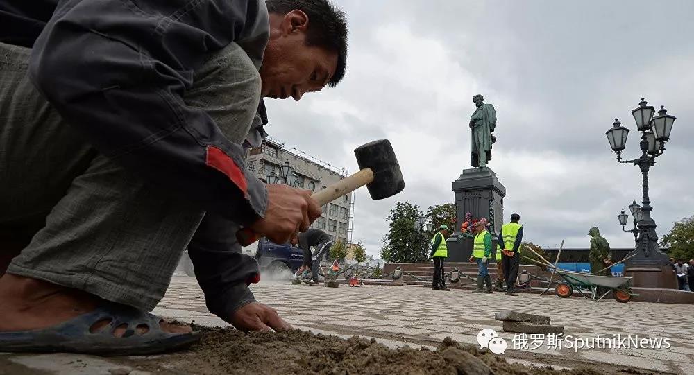 外地人口不断涌向莫斯科:外国人在俄罗斯找工