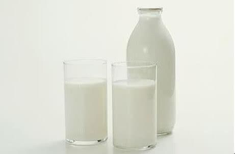 高尿酸会引起痛风,常吃这几种食物,帮你降低尿