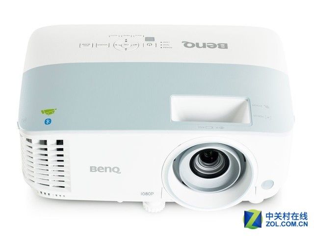 自动梯形校正投影机 无需动手方正画面轻松拥