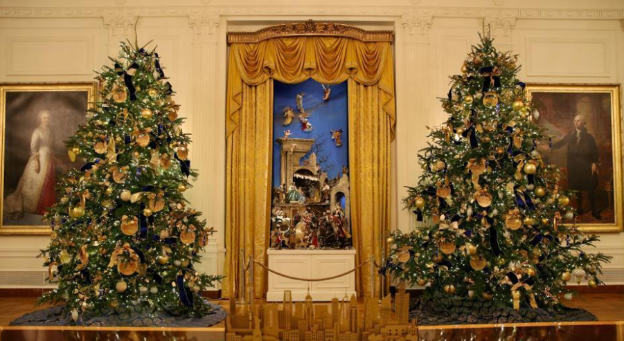 白宫圣诞装饰曝光 宛如童话世界