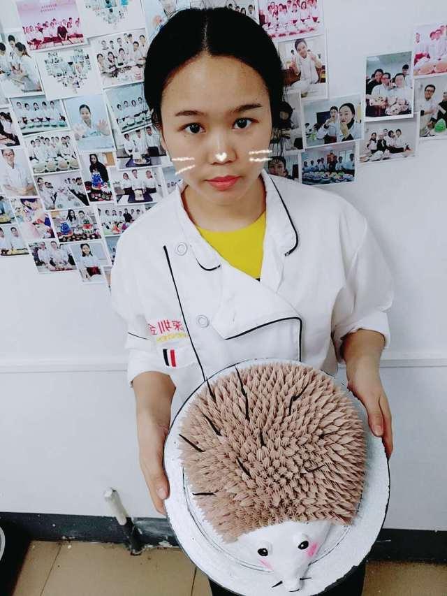 网红抖音款造型生日蛋糕,爆款get√\/金领蛋糕西