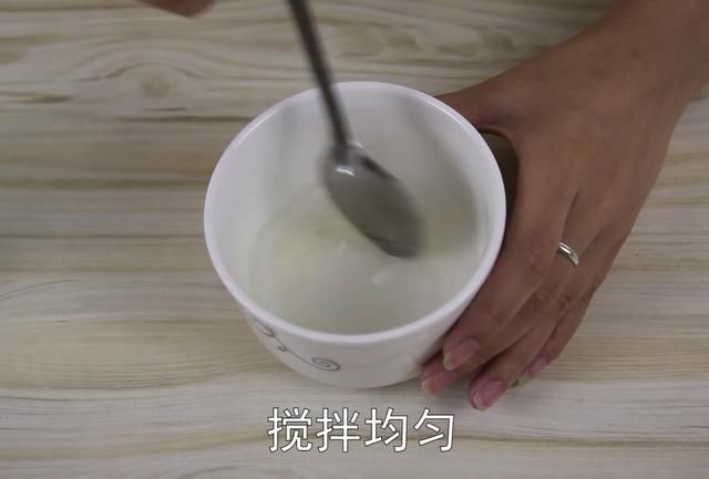 白醋和蜂蜜混在一起,没想到还有这样的效果,现