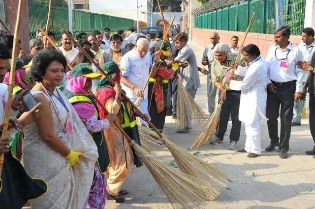 印度发起清洁运动,掀起建厕所风潮,直击印度