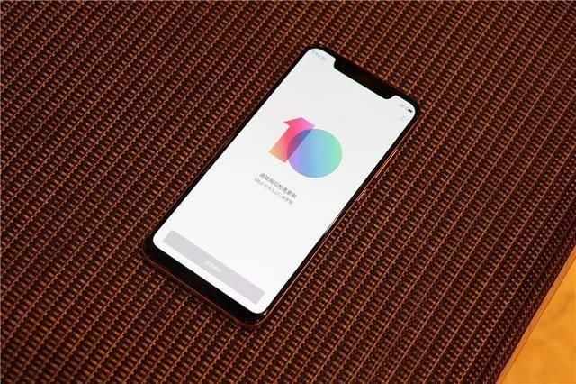 荣耀play发布杀手锏技术,网友:还不如小米8 SE