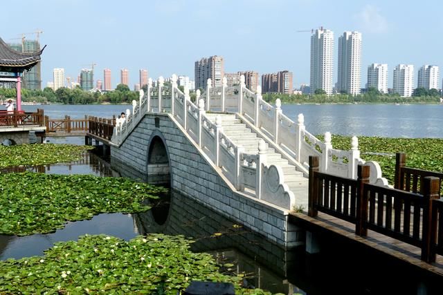 东海县西双湖风景区.
