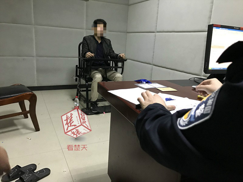 15岁女生被捅10余刀 嫌犯被抓后很嚣张:还会干