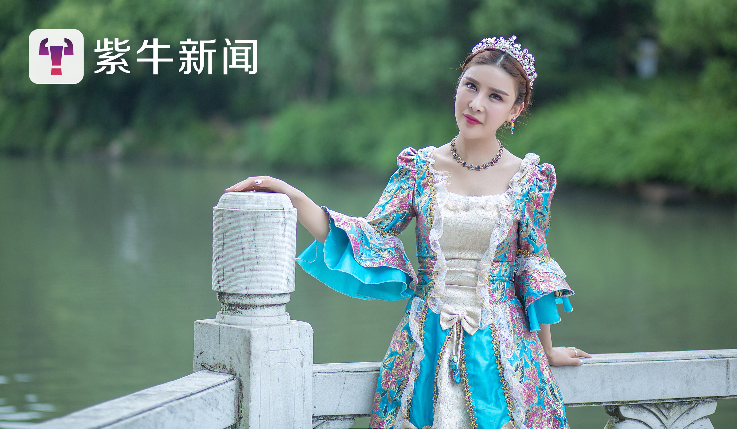 新郎的婚纱照_新郎新娘婚纱照图片