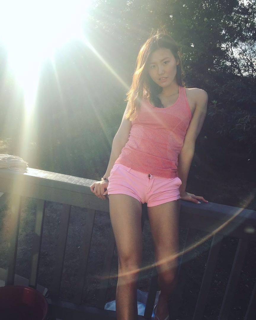 游泳女神晒甜美自拍 清纯可人宛如神仙姐姐（资料图）