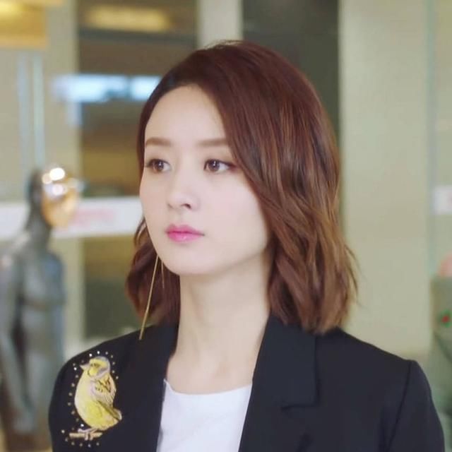 赵丽颖杠上迪丽热巴,不过这次热巴躺赢