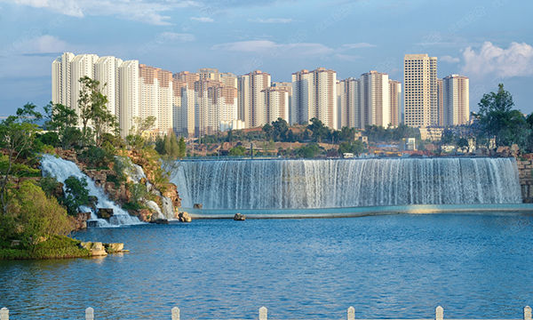 唯一一个辖有贫困区的省会,却位列二线城市榜