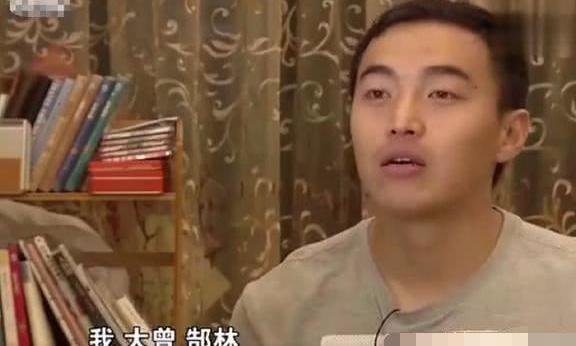 央视记者采访国足,却被队员行为实力打脸,网友