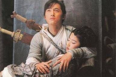 胡歌突然宣布与刘亦菲新恋情,彭于晏遭催婚!薛