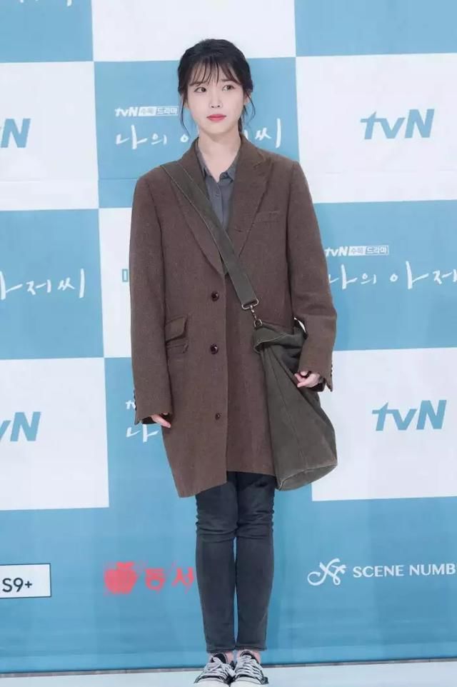 李孝利家两届打工仔: IU林允儿, 花式秀技, 谁更