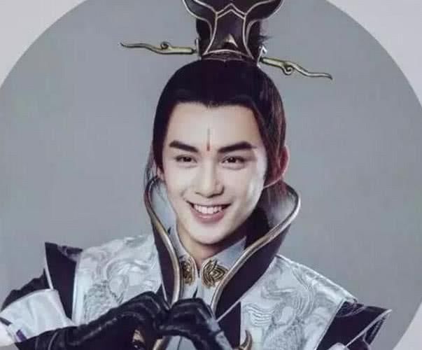 赵丽颖和小鲜肉吴磊新剧定妆曝光,简直美翻了