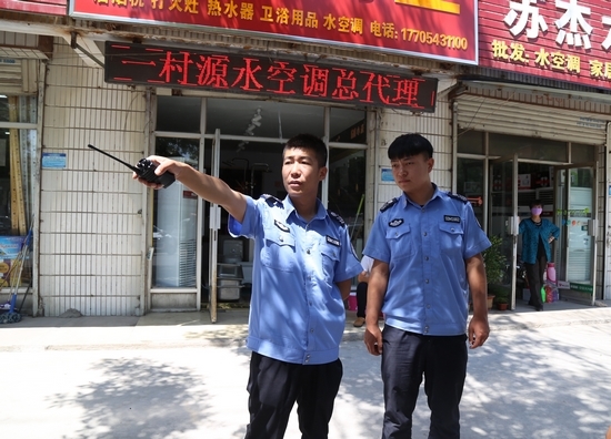 刘伟工作照刘伟,男,1986年7月出生,中共党员,现任滨州市滨城区城管