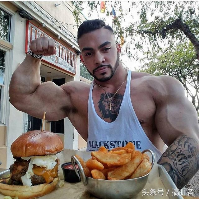 平板支撑的这几个动作,对于上班族的颈肩疼痛