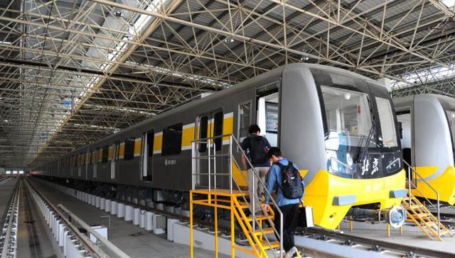 地铁6号线最近又传来最新消息,东小营车辆段正在进行结构施工,未来地