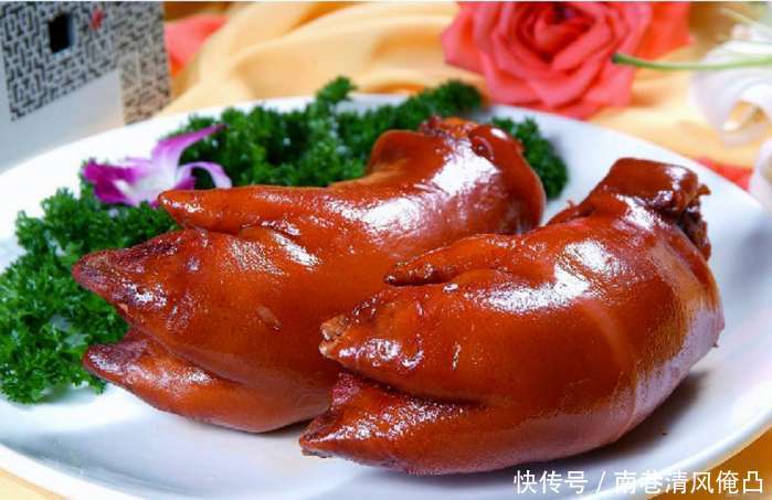 高考寓意菜: 金榜蹄名、大鹏展翅、鱼跃龙门