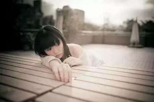 唯美经典的说说心情短语,句句扣人心弦