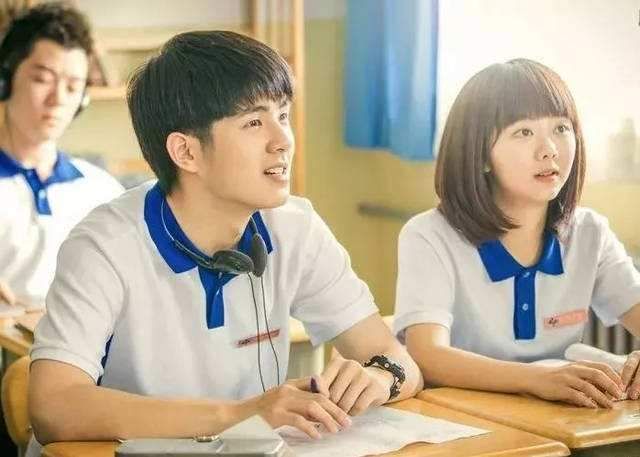 高三班主任坦言:高中期间这4件东西一定别碰,