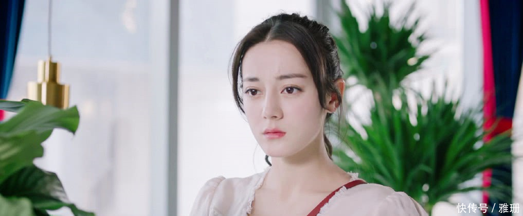 迪丽热巴表白邓伦,土味情话满分,网友不愧是吃