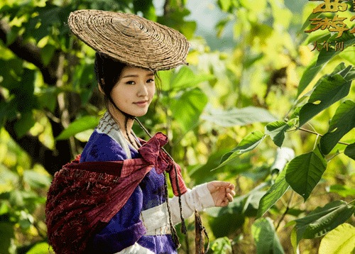 和林允学了个"初恋唇" 这次我准能嫁出去了