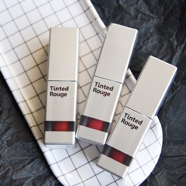 好用的国产平价口红!稚优泉天空之镜水光唇釉