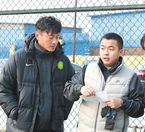 鲁能广州冬训21人名单出炉 前女足体能教练加