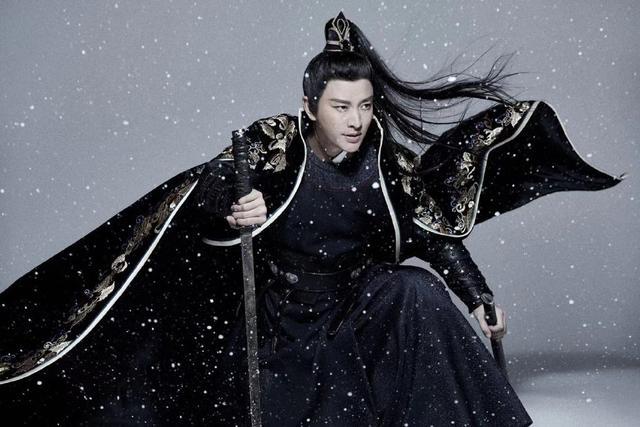 贾乃亮晒久违古装造型照 一袭长袍高马尾英气逼人(图5) 贾乃亮晒久违古装造型照 一袭长袍高马尾英气逼人(图5)