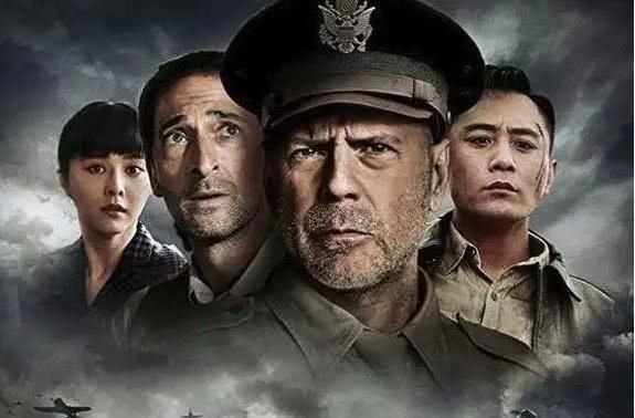 瞧崔永元又曝新料了,电影大轰炸参演艺人的片酬被他摸得一清二楚.