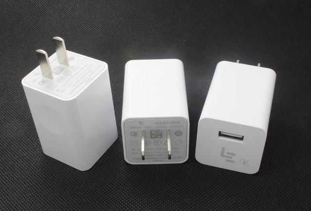 乐视QC3.0充电头遭贱卖,仅22元一个,网友:原价