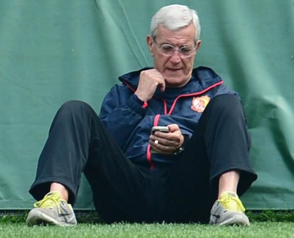 里皮:若国足能进世界杯,自己拄拐也应出来庆祝