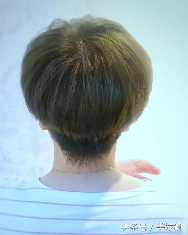 2018春节首选纹理烫短发30款,减龄又时尚!