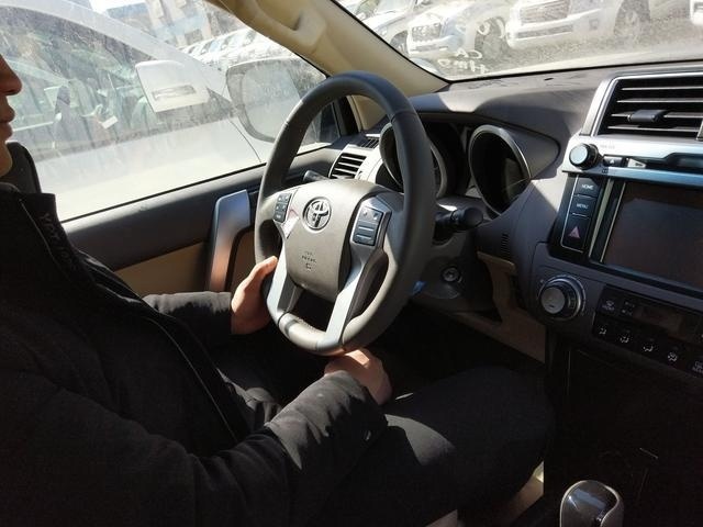 准车主坐车感受空间,说座椅坐着真舒服