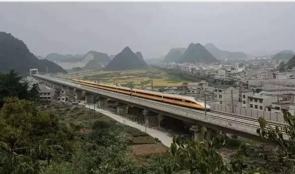 关于将怀化至桂林铁路采纳过境邵阳的走向的建