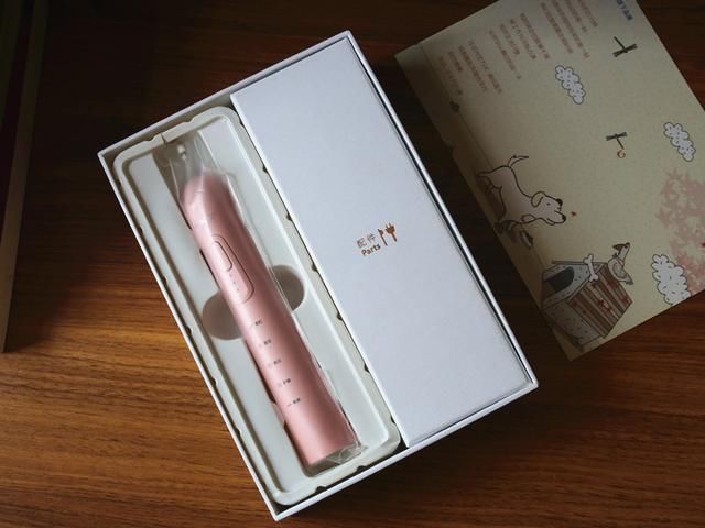 国潮海尔旗下品牌KKC,首款成人声波电动牙刷