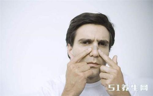 肝癌不痛不痒,发现就是晚期,出现4种信号,一