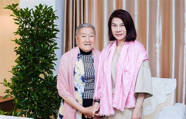 褚时健夫人赴深,开启褚橙“