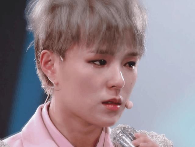 最早和谭松韵在一起,现成Sunnee老公,何炅也嫌