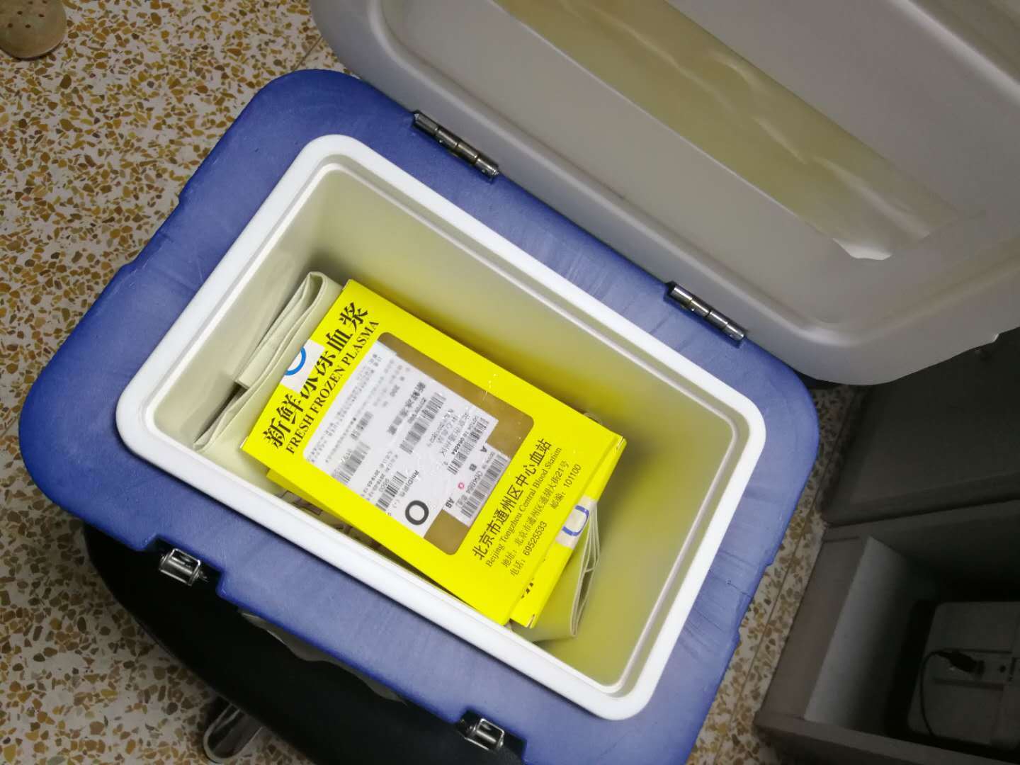 北京晚高峰60公里竟只用50分钟?为救熊猫血孕妇警方全力以赴 北京晚高峰60公里竟只用50分钟?为救熊猫血孕妇警方全力以赴